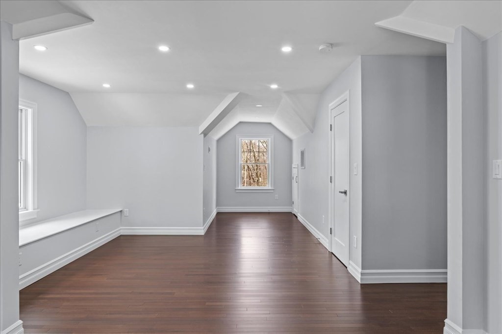 68 Wilmington Road Burlington, MA 01803 - Photo 39 of 42 Gallery Image 39