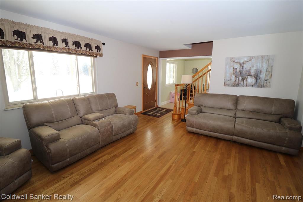 2616 Palms Road Columbus, MI 48063 - Photo 2 of 38