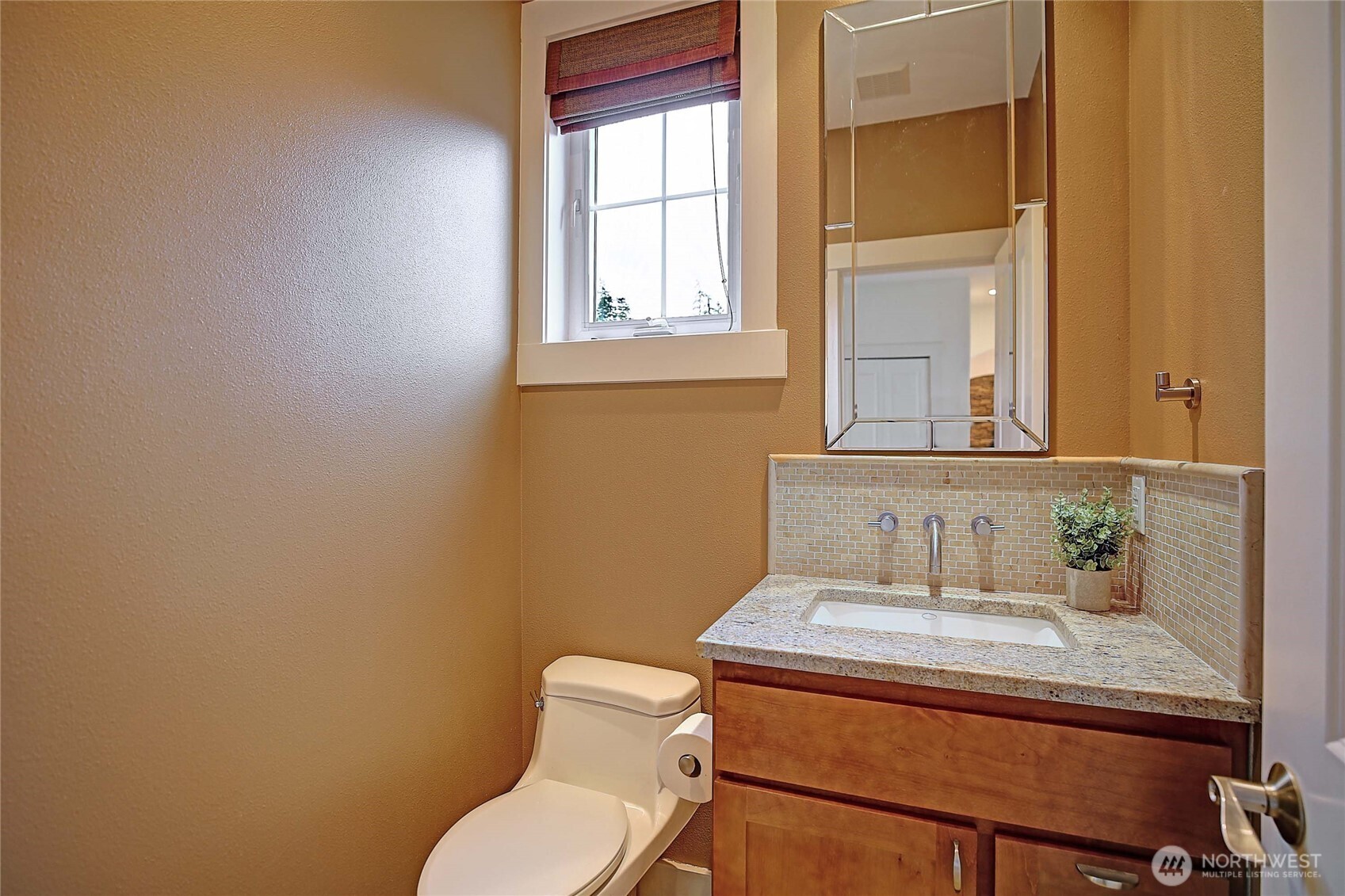 902 West Madrona Beach Road Camano Island, WA 98282 - Photo 13 of 35