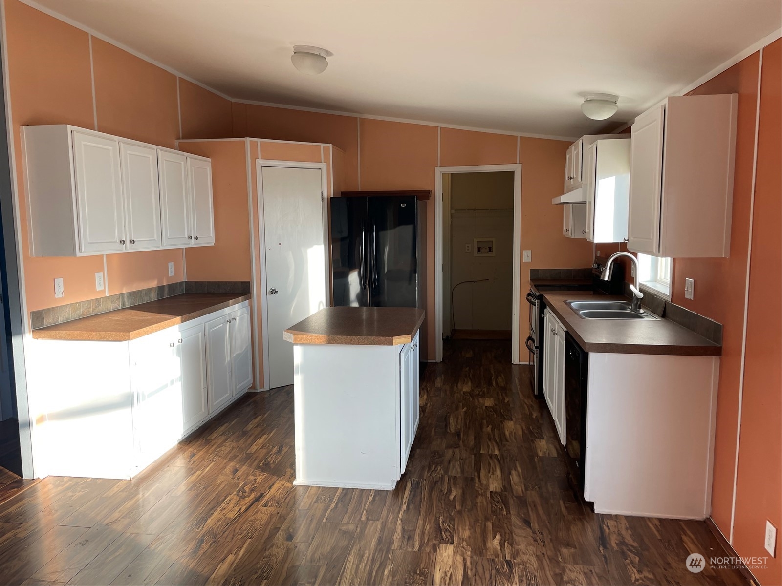 8520 Arlene Road Northeast Moses Lake, WA 98837 - Photo 12 of 20 Gallery Image 12