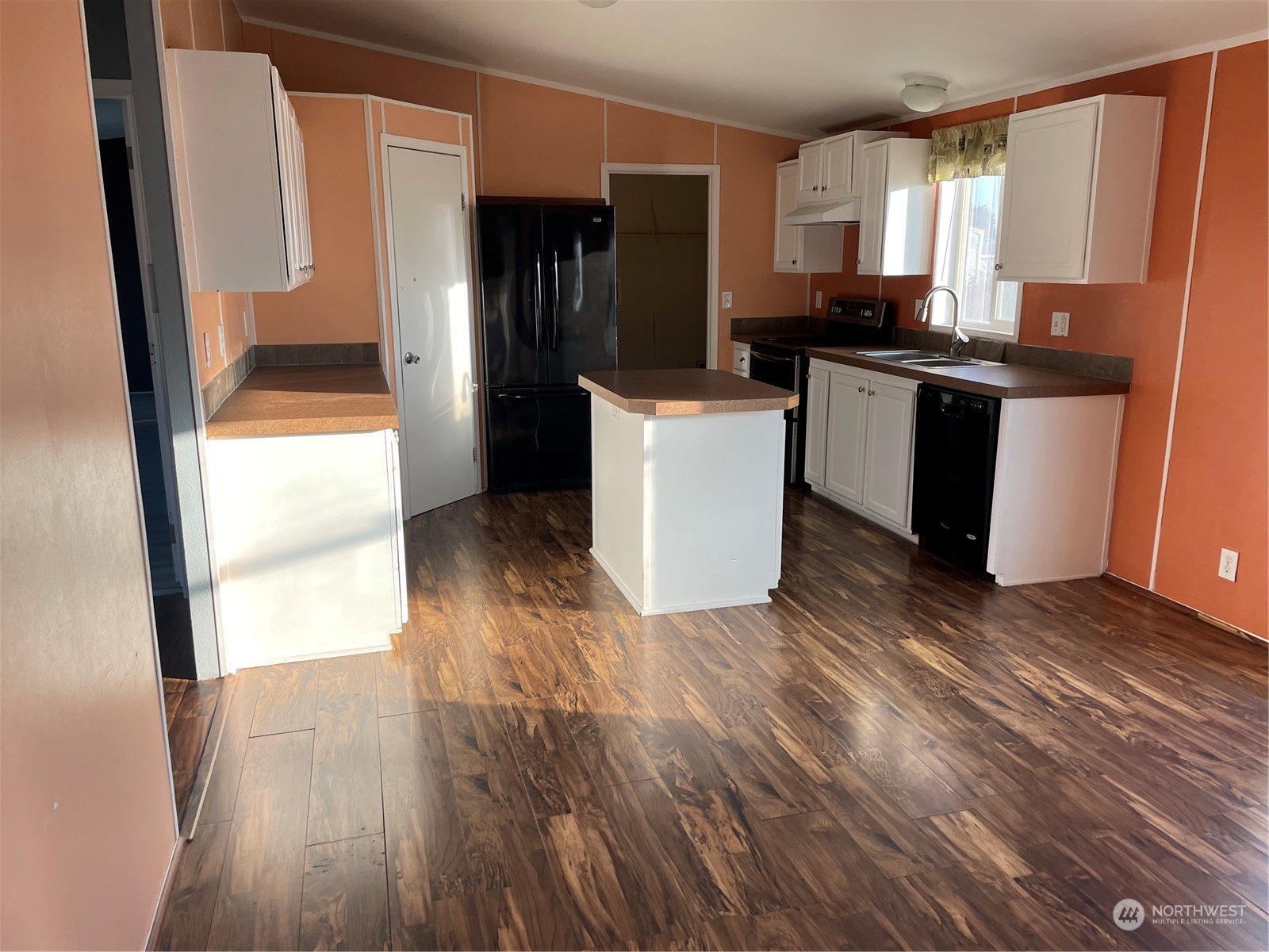 8520 Arlene Road Northeast Moses Lake, WA 98837 - Photo 8 of 20 Gallery Image 8