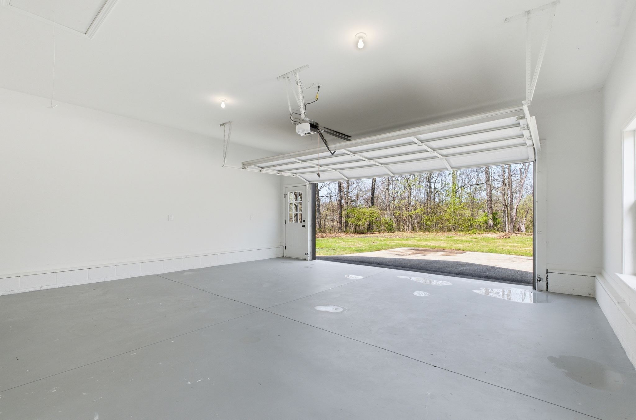 2113 Hanah Court Spring Hill, TN 37174 - Photo 30 of 36