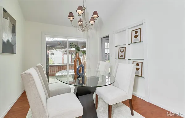 $535,000 | 11900 Grant Place, Des Peres, MO 63131