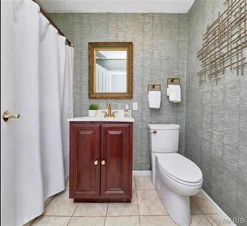$535,000 | 11900 Grant Place, Des Peres, MO 63131