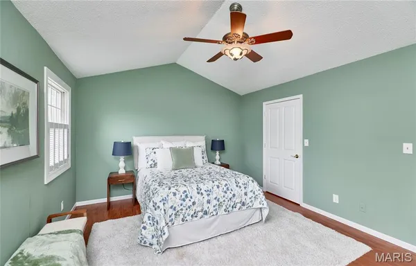 $535,000 | 11900 Grant Place, Des Peres, MO 63131