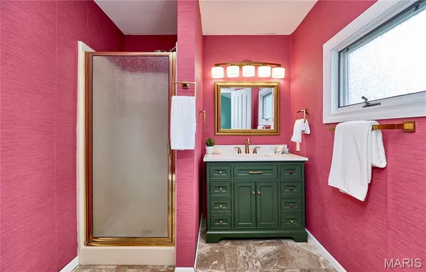 $535,000 | 11900 Grant Place, Des Peres, MO 63131