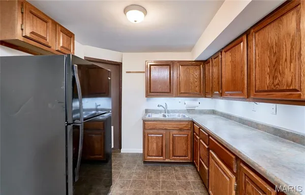 $535,000 | 11900 Grant Place, Des Peres, MO 63131
