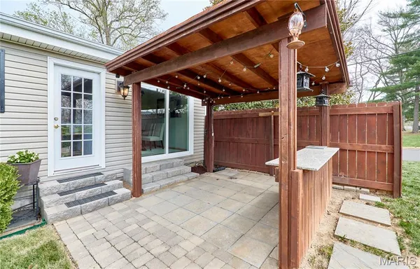 $535,000 | 11900 Grant Place, Des Peres, MO 63131