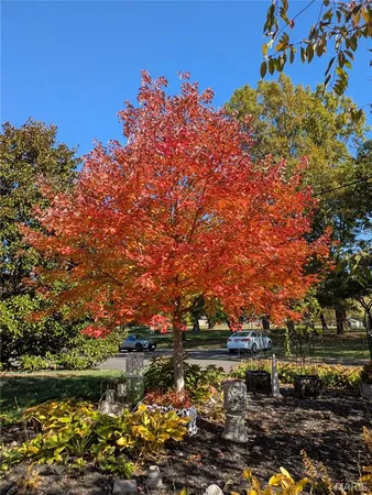 $535,000 | 11900 Grant Place, Des Peres, MO 63131