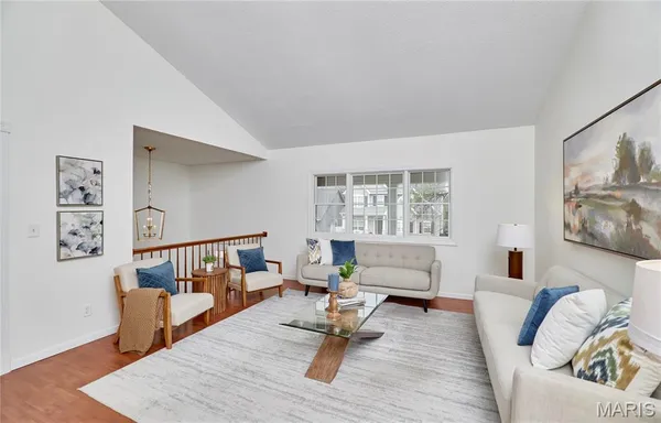 $535,000 | 11900 Grant Place, Des Peres, MO 63131