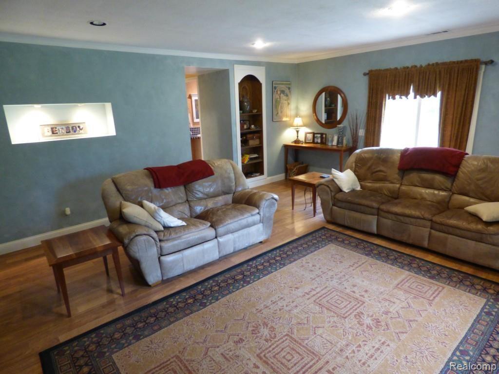 3785 Ludwig Road Oxford, MI 48371 - Photo 7 of 59 P1170742.jpg