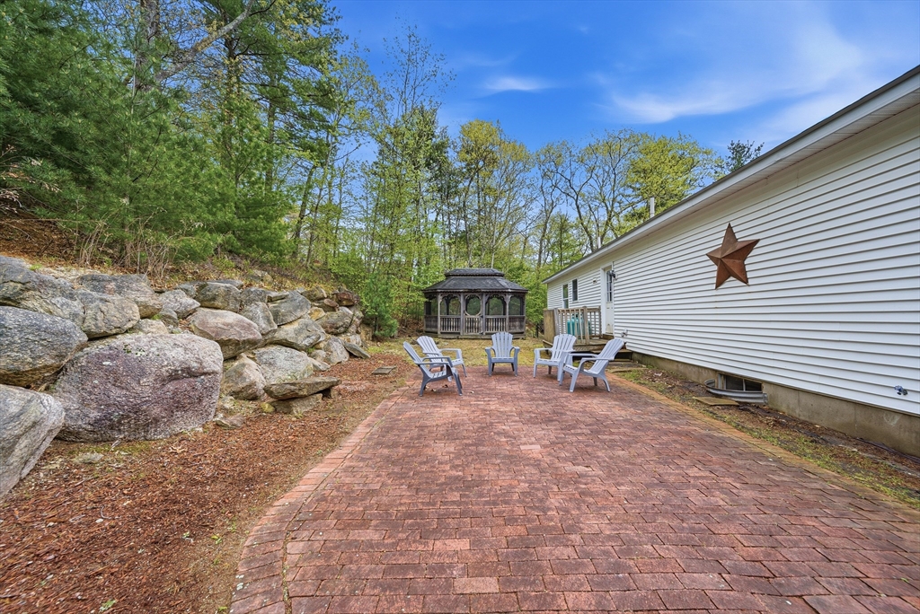 89 Webster Street Douglas, MA 01516 - Photo 35 of 42