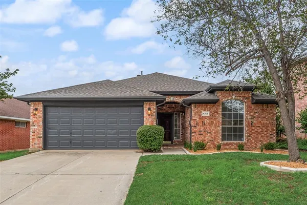 $399,900 | 4205 Boulder Park Drive, Fort Worth, TX 76040