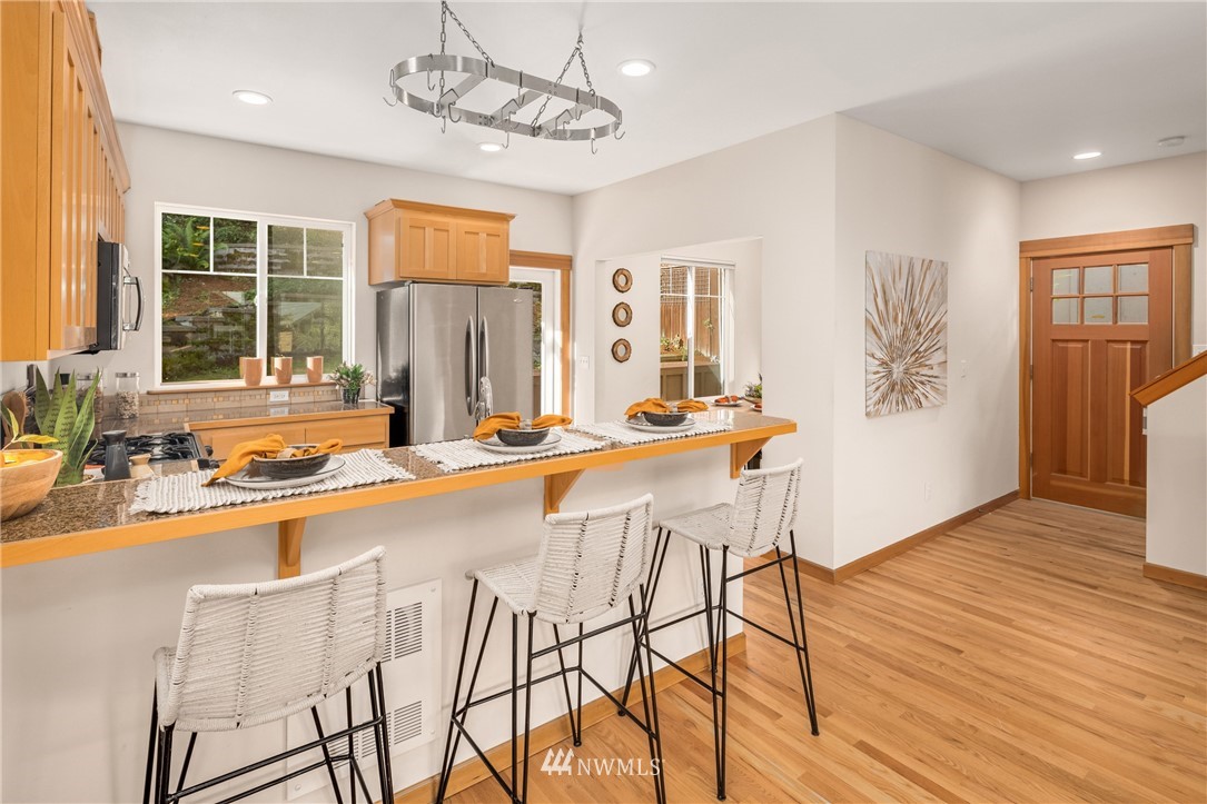 2474 Southwest Webster Street Seattle, WA 98106 - Photo 13 of 35 Gallery Image 13