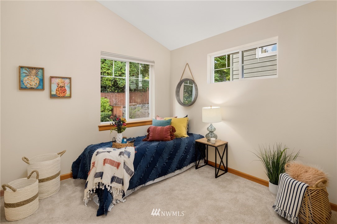 2474 Southwest Webster Street Seattle, WA 98106 - Photo 18 of 35 Gallery Image 18