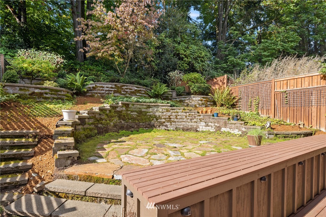 2474 Southwest Webster Street Seattle, WA 98106 - Photo 20 of 35 Gallery Image 20
