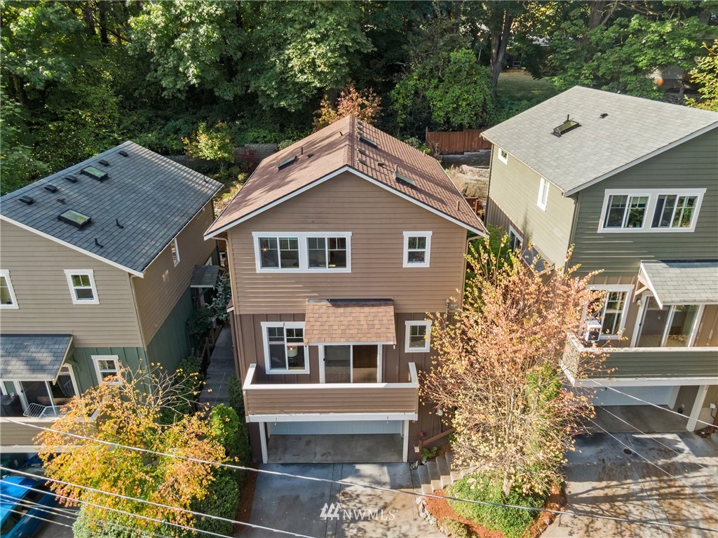 2474 Southwest Webster Street Seattle, WA 98106 - Photo 26 of 35 Gallery Image 26