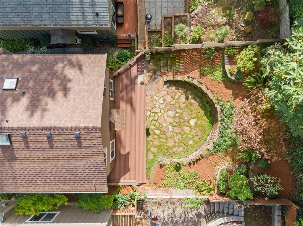 2474 Southwest Webster Street Seattle, WA 98106 - Photo 27 of 35 Gallery Image 27