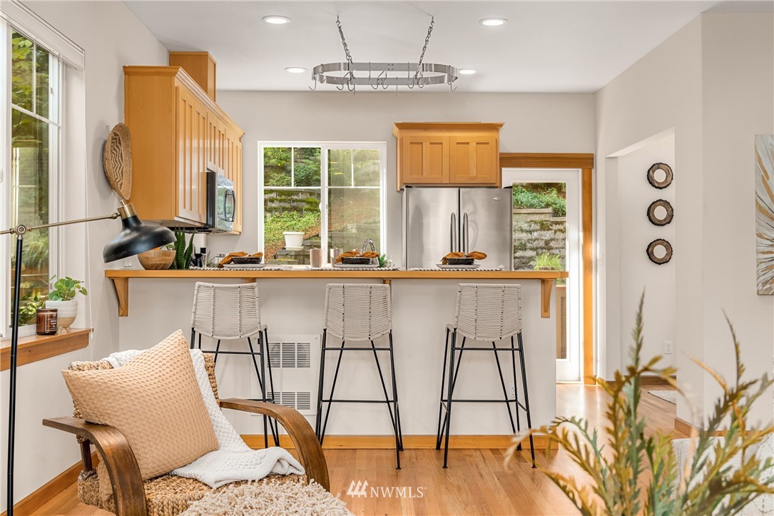 2474 Southwest Webster Street Seattle, WA 98106 - Photo 33 of 35 Gallery Image 33