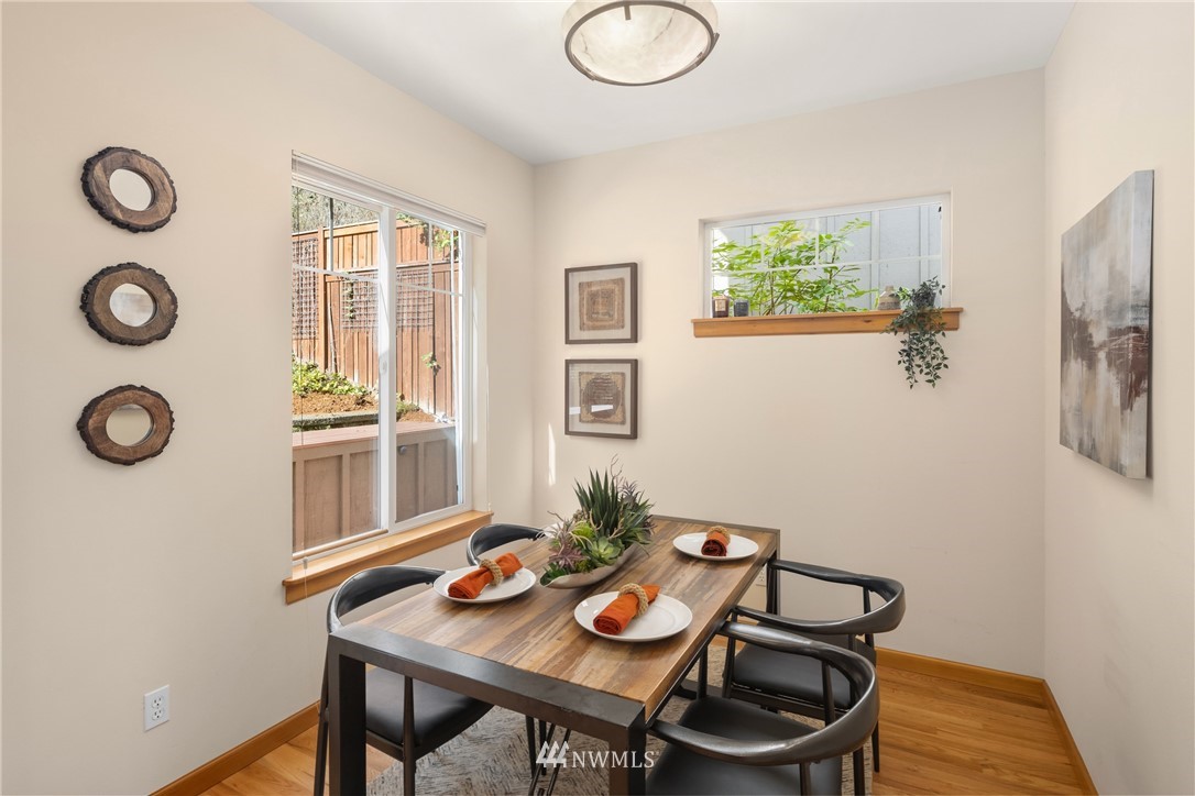 2474 Southwest Webster Street Seattle, WA 98106 - Photo 8 of 35 Gallery Image 8