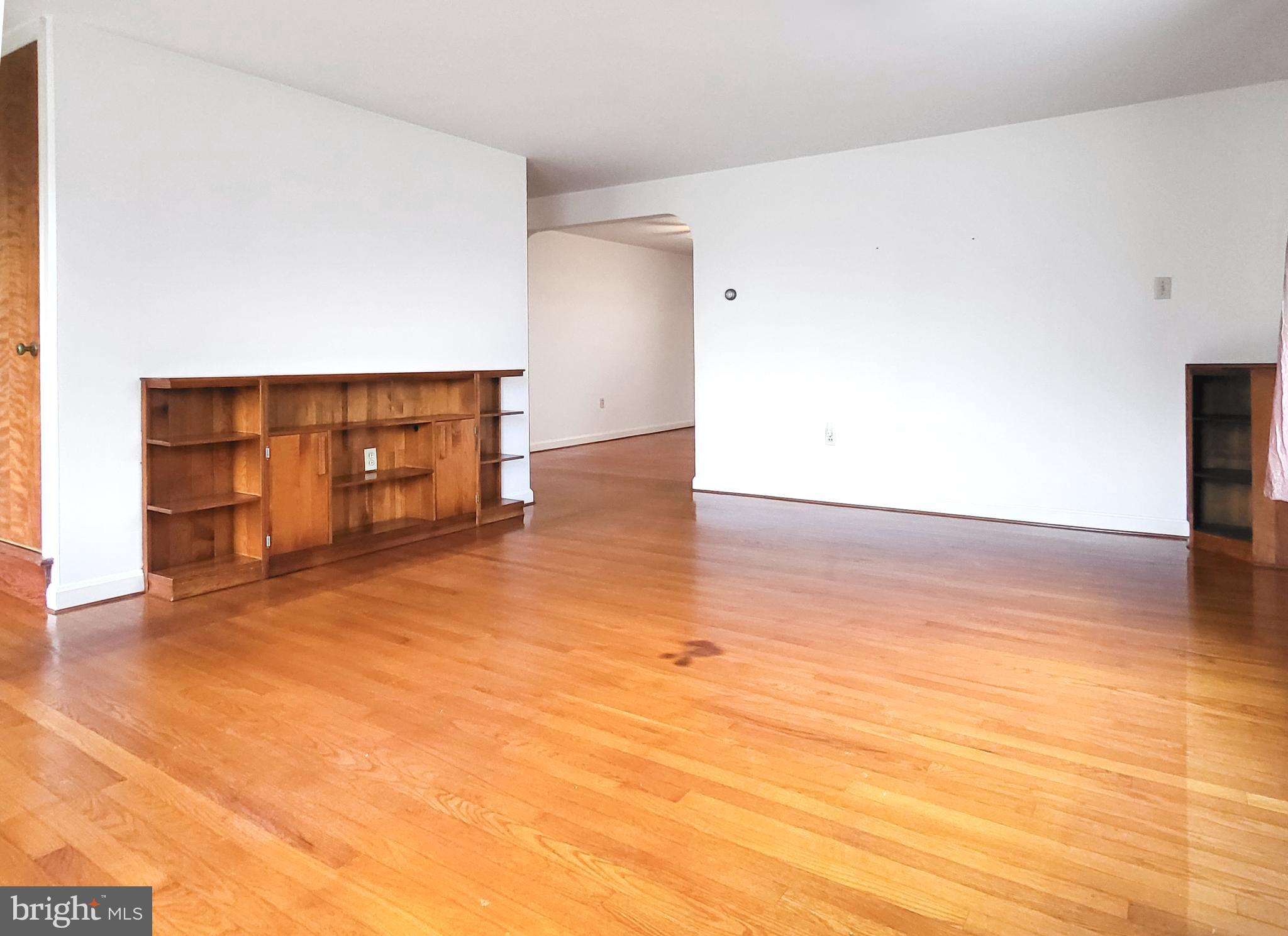 150 West Roseville Road Lancaster, PA 17601 - Photo 4 of 19 Gallery Image 4