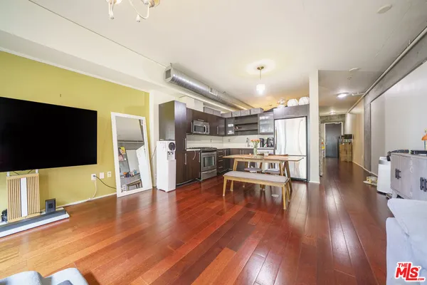$2,800 | 1100 South Hope Street, Unit 805, Los Angeles, CA 90015