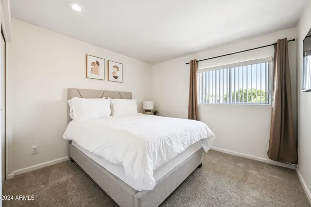 $179,990 | 1702 West Tuckey Lane, Unit 230, Phoenix, AZ 85015