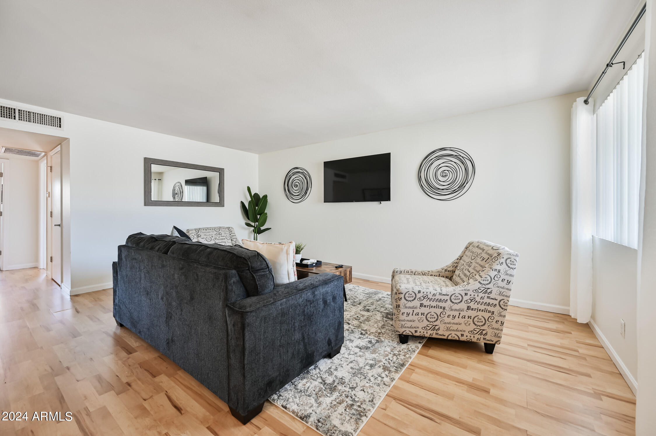 1702 West Tuckey Lane, Unit 230 Phoenix, AZ 85015 - Photo 2 of 19 oxupix-1702WTL230-4