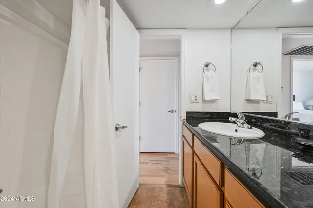 $179,990 | 1702 West Tuckey Lane, Unit 230, Phoenix, AZ 85015