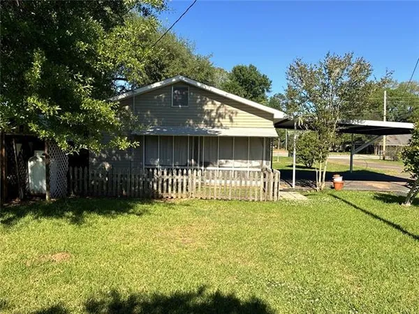 $130,000 | 201 2nd Street, Colfax, LA 71417