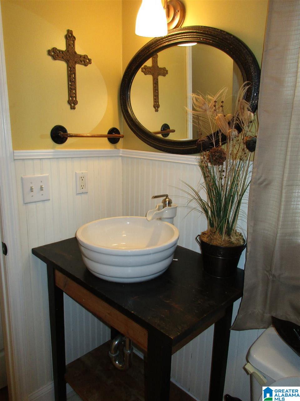 3519 Ashley Road Birmingham, AL 35209 - Photo 37 of 40