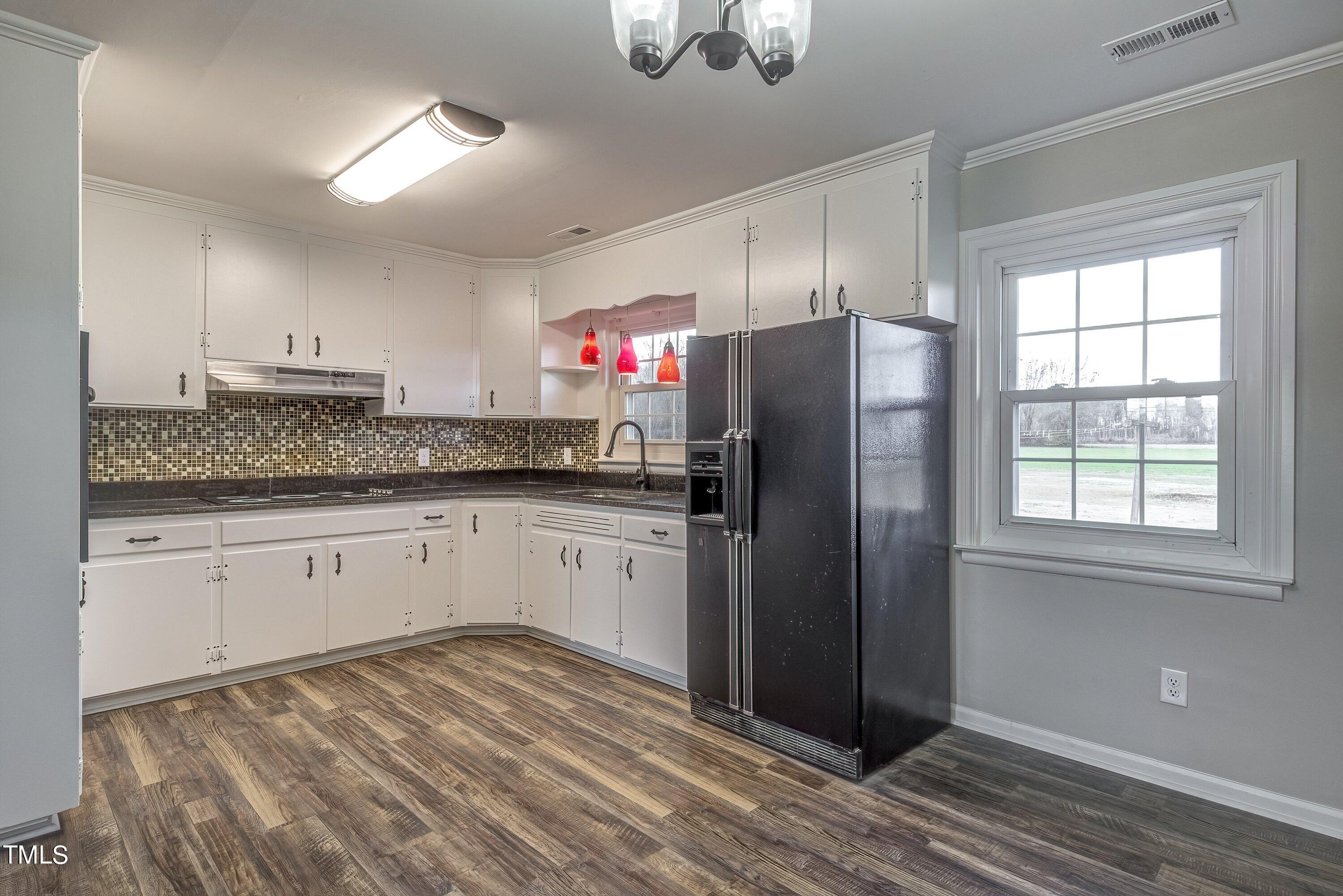 9082 Harper House Road Newton Grove, NC 28366 - Photo 14 of 45 14-9082-Harper-House-23