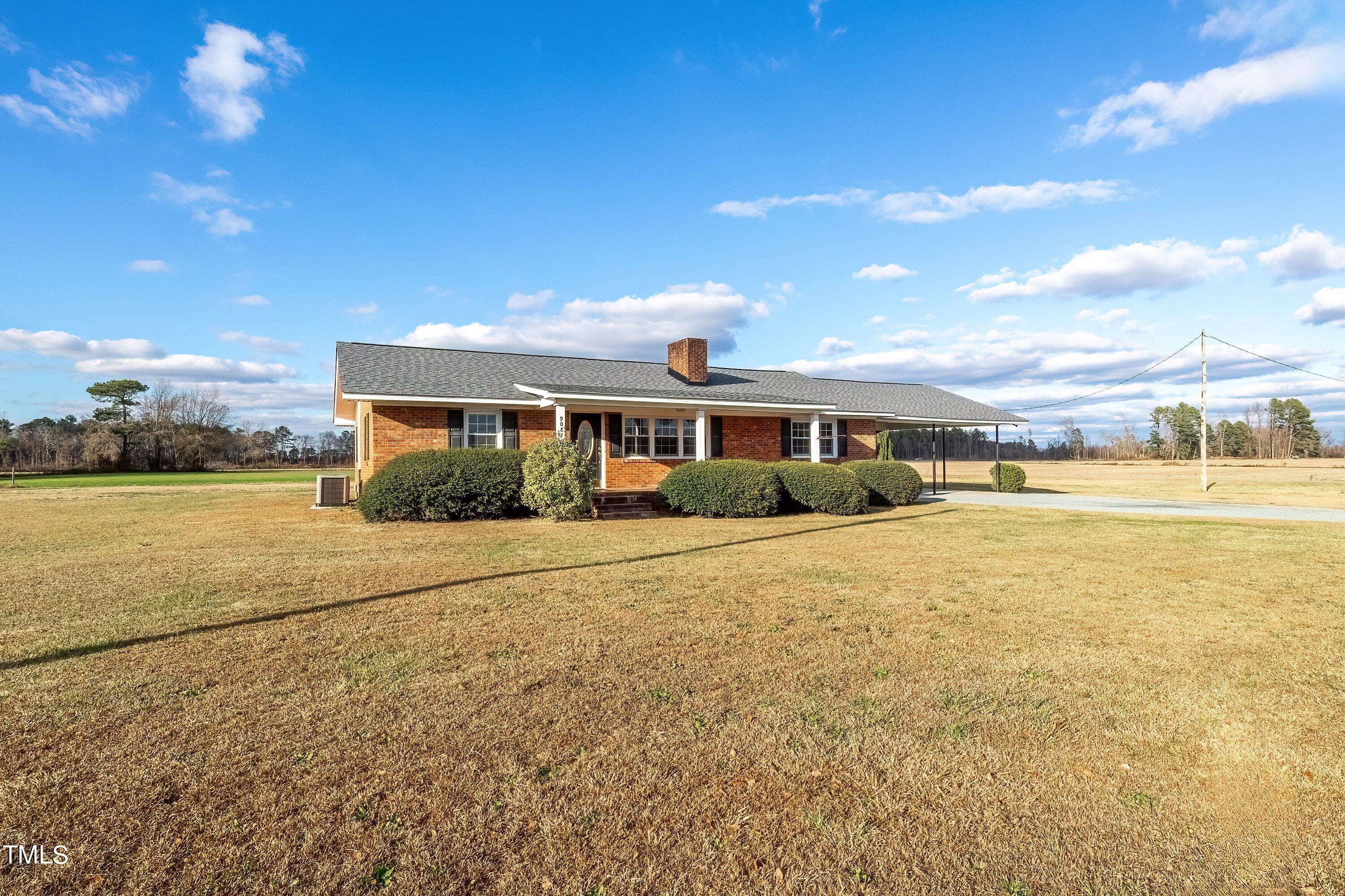 9082 Harper House Road Newton Grove, NC 28366 - Photo 4 of 45 04-9082-Harper-House-13