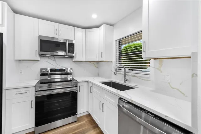 $2,400 | 21905 Lake Forest Circle, Unit 101, Boca Raton, FL 33433