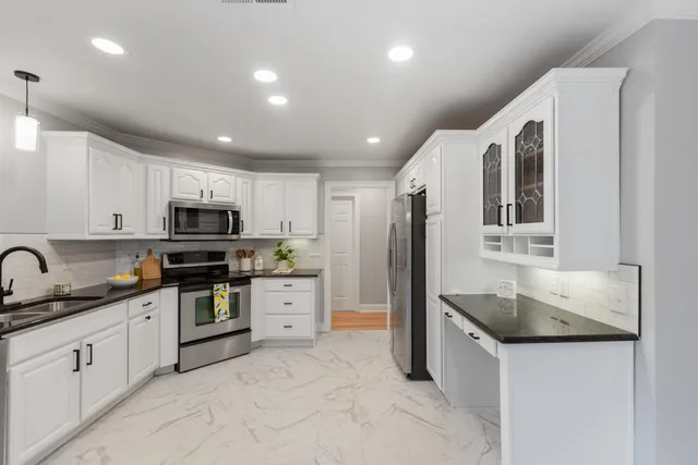 $529,000 | 164 Meadowwood Circle Northeast, Cleveland, TN 37323