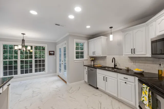 $529,000 | 164 Meadowwood Circle Northeast, Cleveland, TN 37323