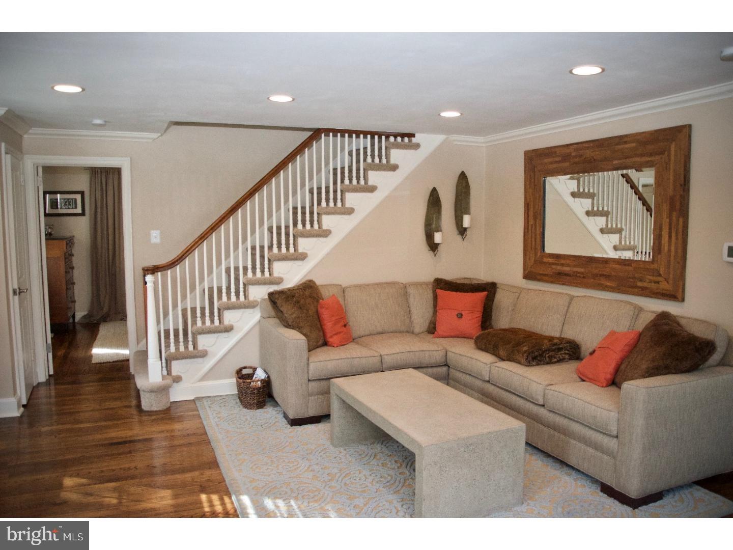 816 Dover Road Wynnewood, PA 19096 - Photo 3 of 21 Living Room