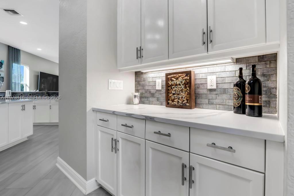 4724 Southwest 195th Way Miramar, FL 33029 - Photo 15 of 87