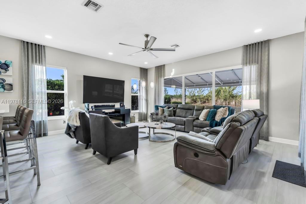 4724 Southwest 195th Way Miramar, FL 33029 - Photo 18 of 87