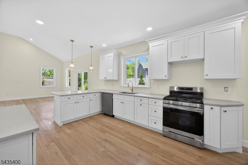 35 Stanhope Sparta Road Sparta, NJ 07871 - Photo 23 of 45