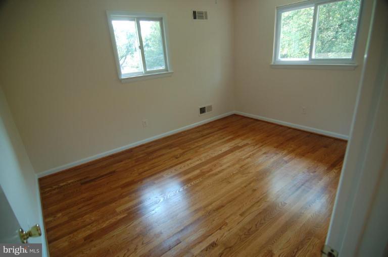 9119 Friars Road Bethesda, MD 20817 - Photo 22 of 22 Bedroom #2