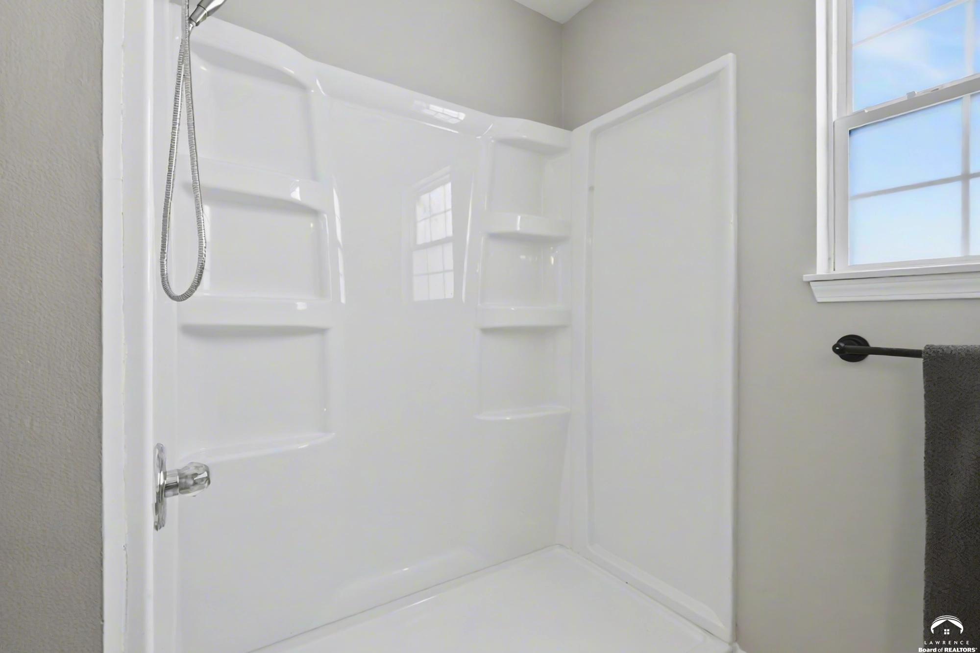 2360 Haversham Drive Lawrence, KS 66049 - Photo 29 of 39