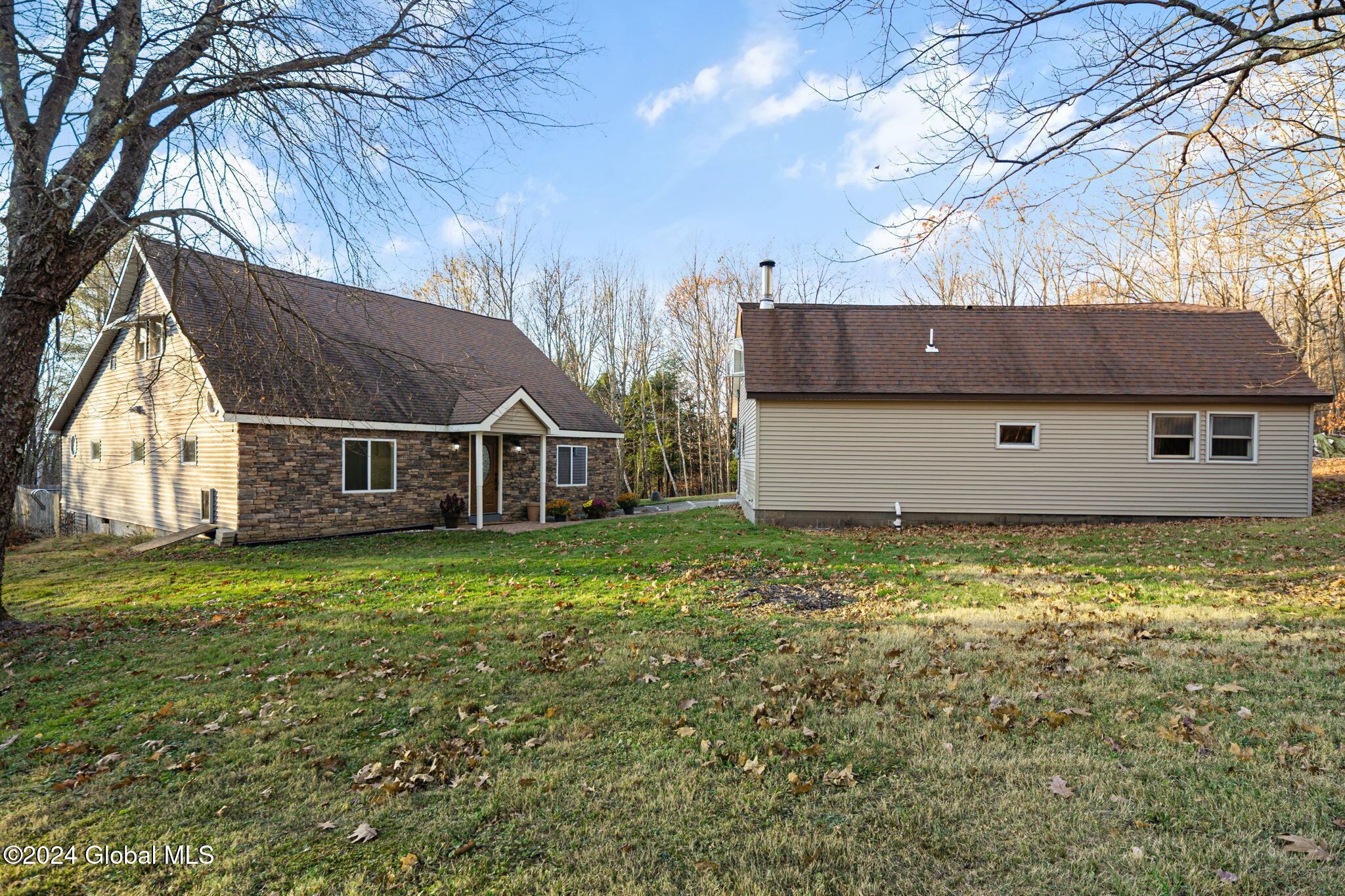 14 Stage Coach Road Sand Lake, NY 12153 - Photo 2 of 31 Exterior 02