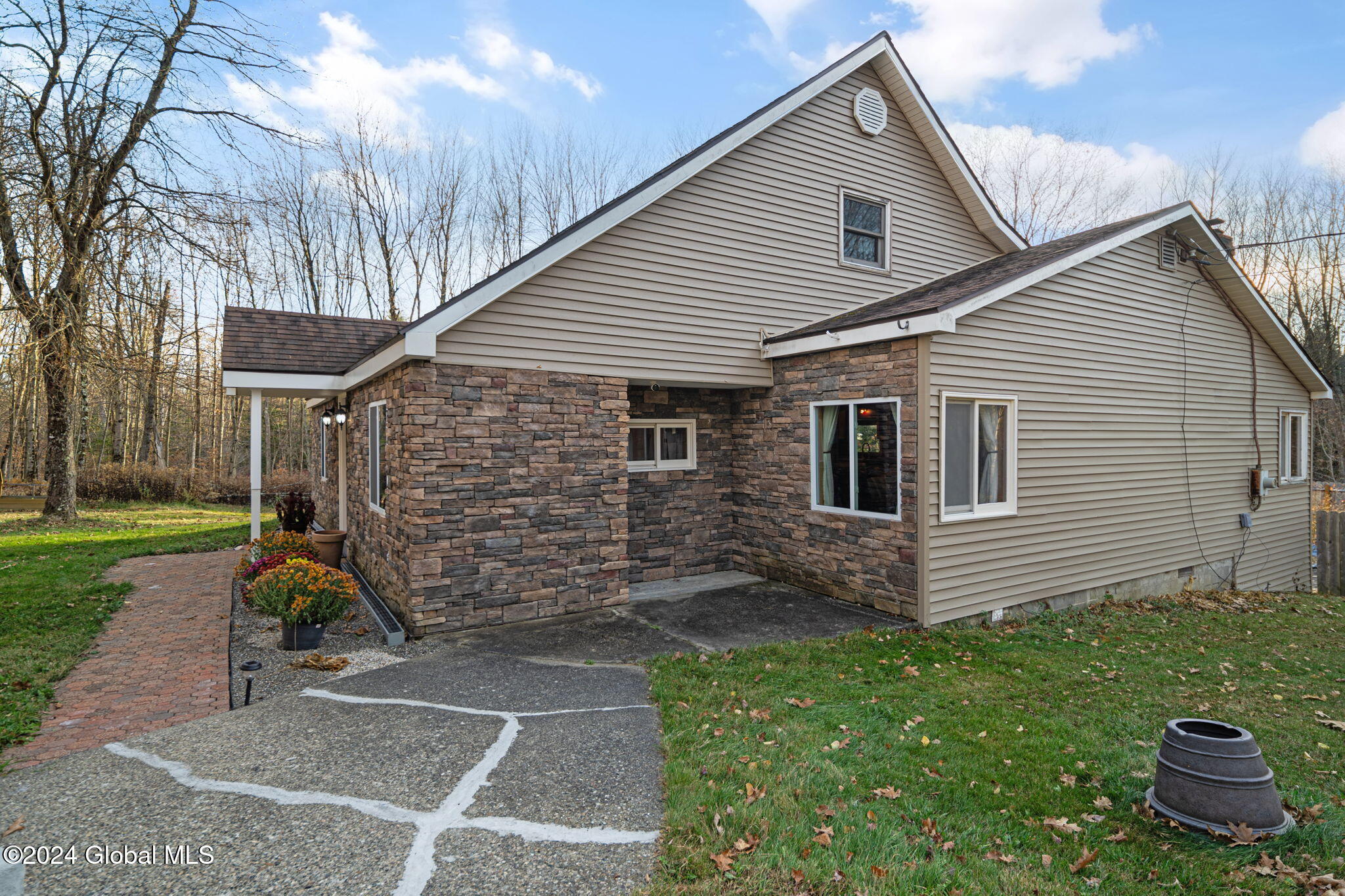 14 Stage Coach Road Sand Lake, NY 12153 - Photo 24 of 31 Exterior 04