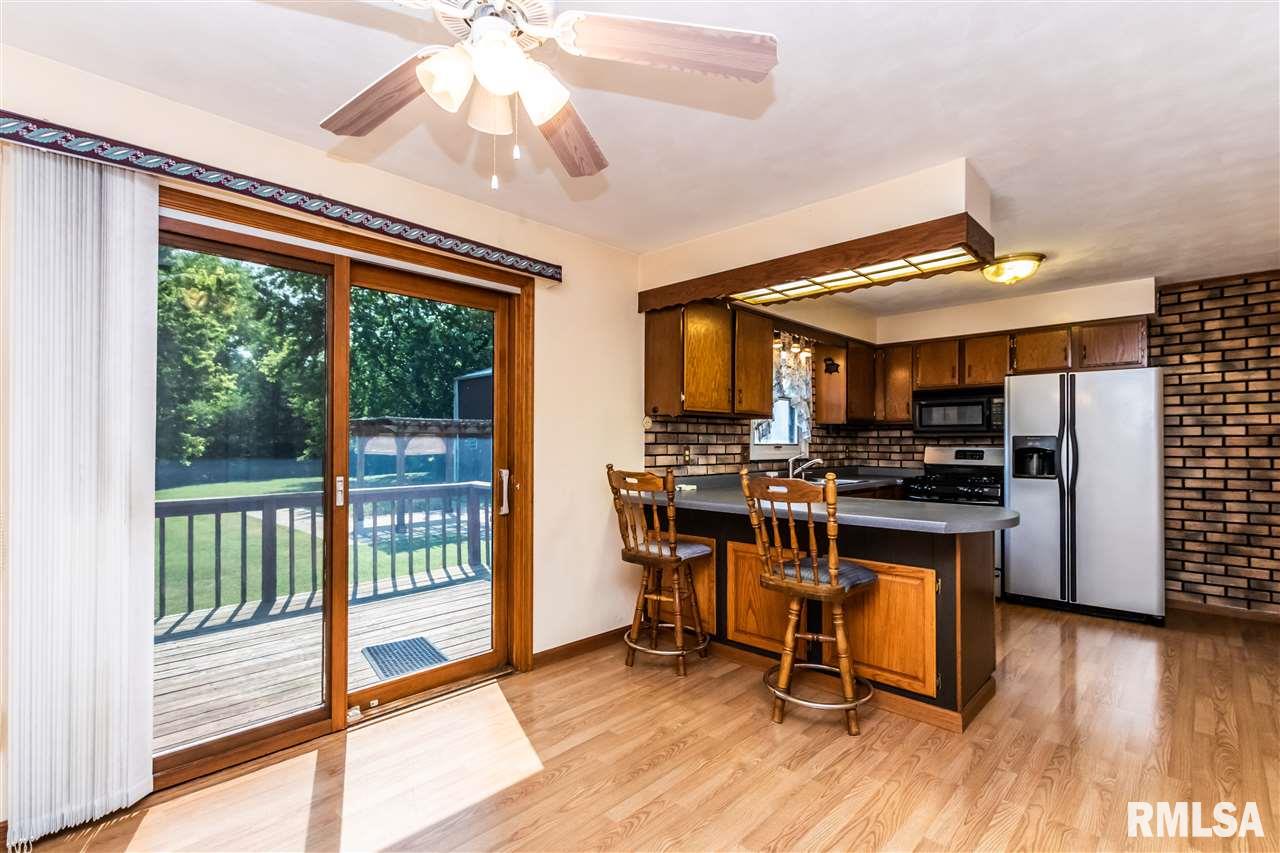 1554 Upper Spring Bay Road Metamora, IL 61548 - Photo 7 of 33