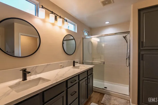 $470,000 | Undisclosed Address, Bakersfield, CA 93311