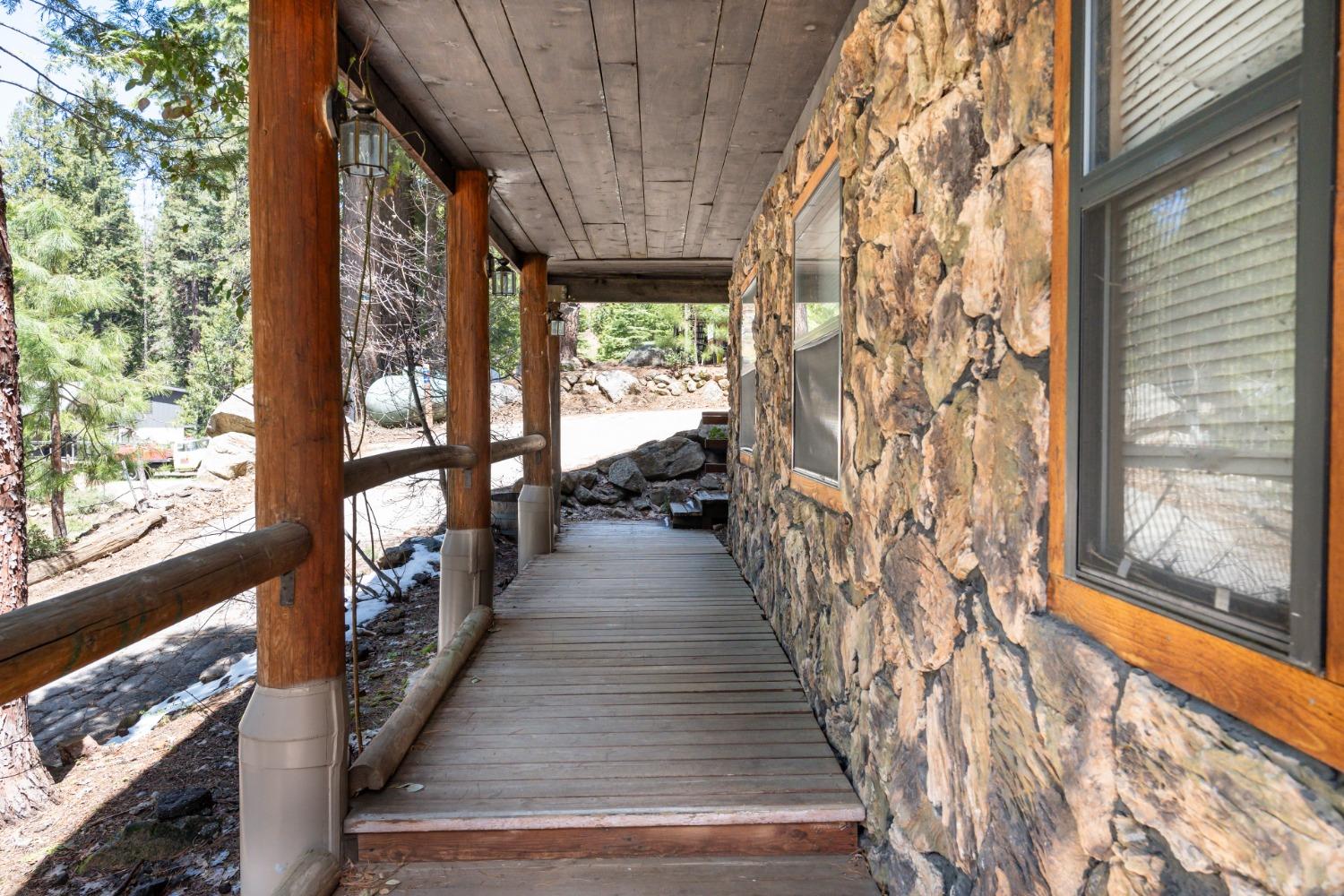 7426 Henness Ridge Road Yosemite West, CA 95389 - Photo 5 of 35