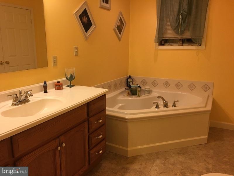 863 Taylor Road Windsor, PA 17366 - Photo 15 of 21