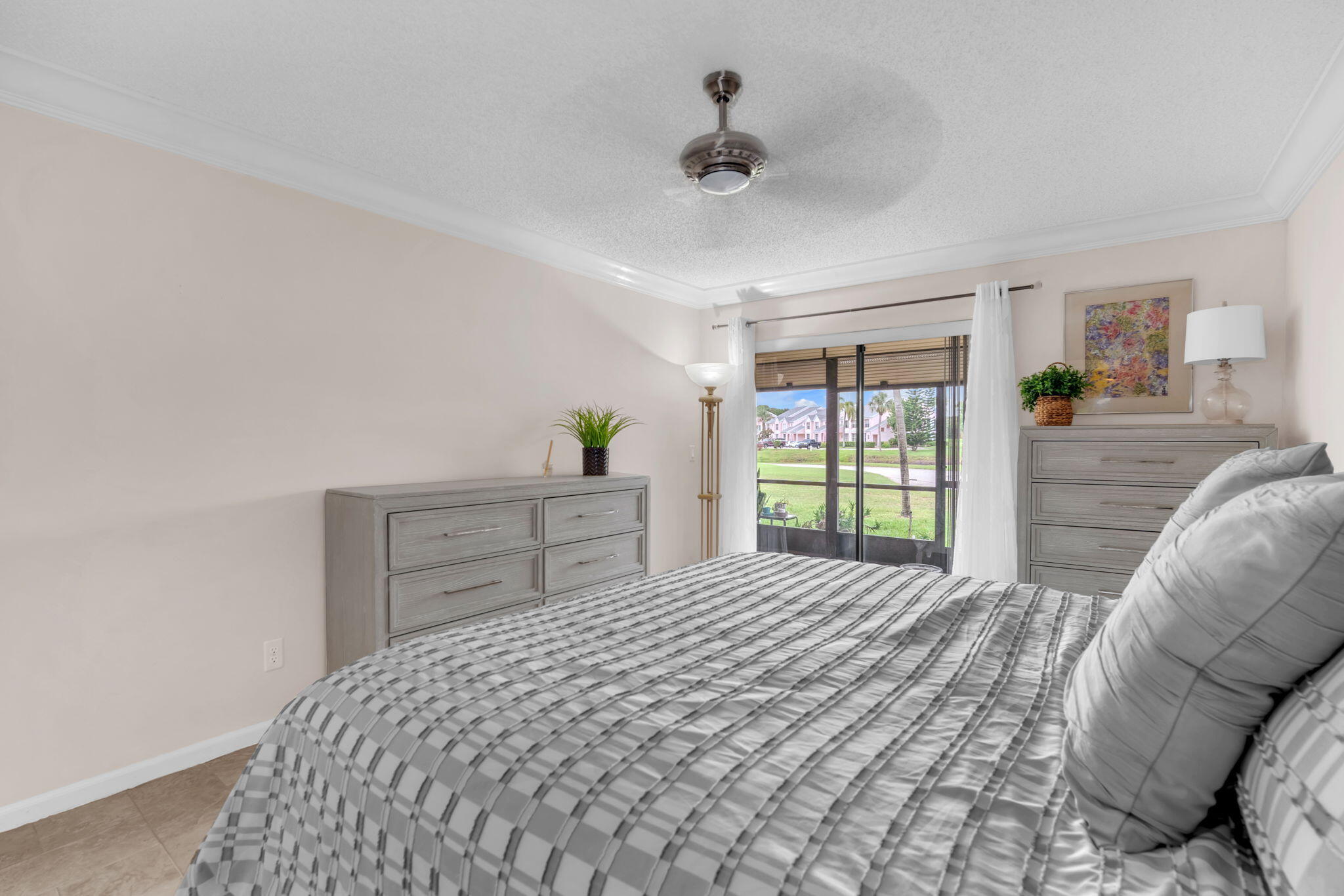 2061 Keystone Drive, Unit B Jupiter, FL 33458 - Photo 21 of 43 50-web-or-mls-DSC01335