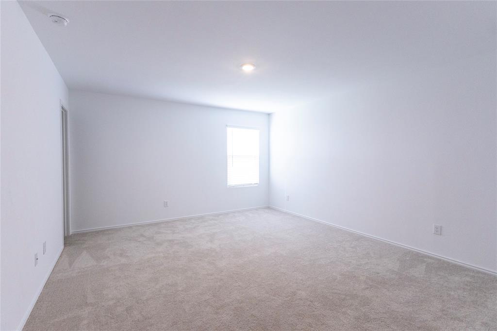 9741 Platteview Road Fort Worth, TX 76179 - Photo 14 of 33